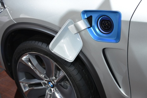 2014 BMW X5 eDrive Plug-In Hybrid (1)